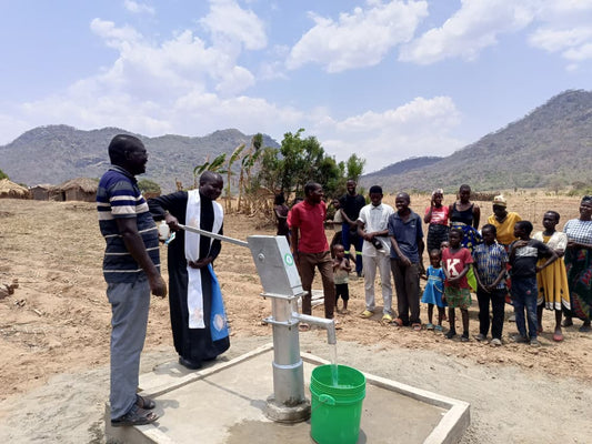 Chizani Village Water Well Completed: Community of Donors Makes it Happen