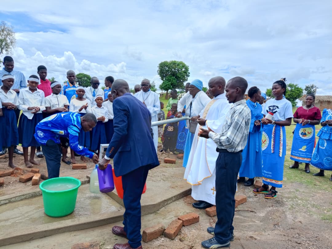 Generosity That Crosses Oceans: How 29 Donors Brought Clean Water to Khorwa Village